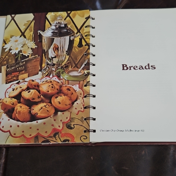 Hershey's 1934 Cookbook - Brown - Picture 11 of 15